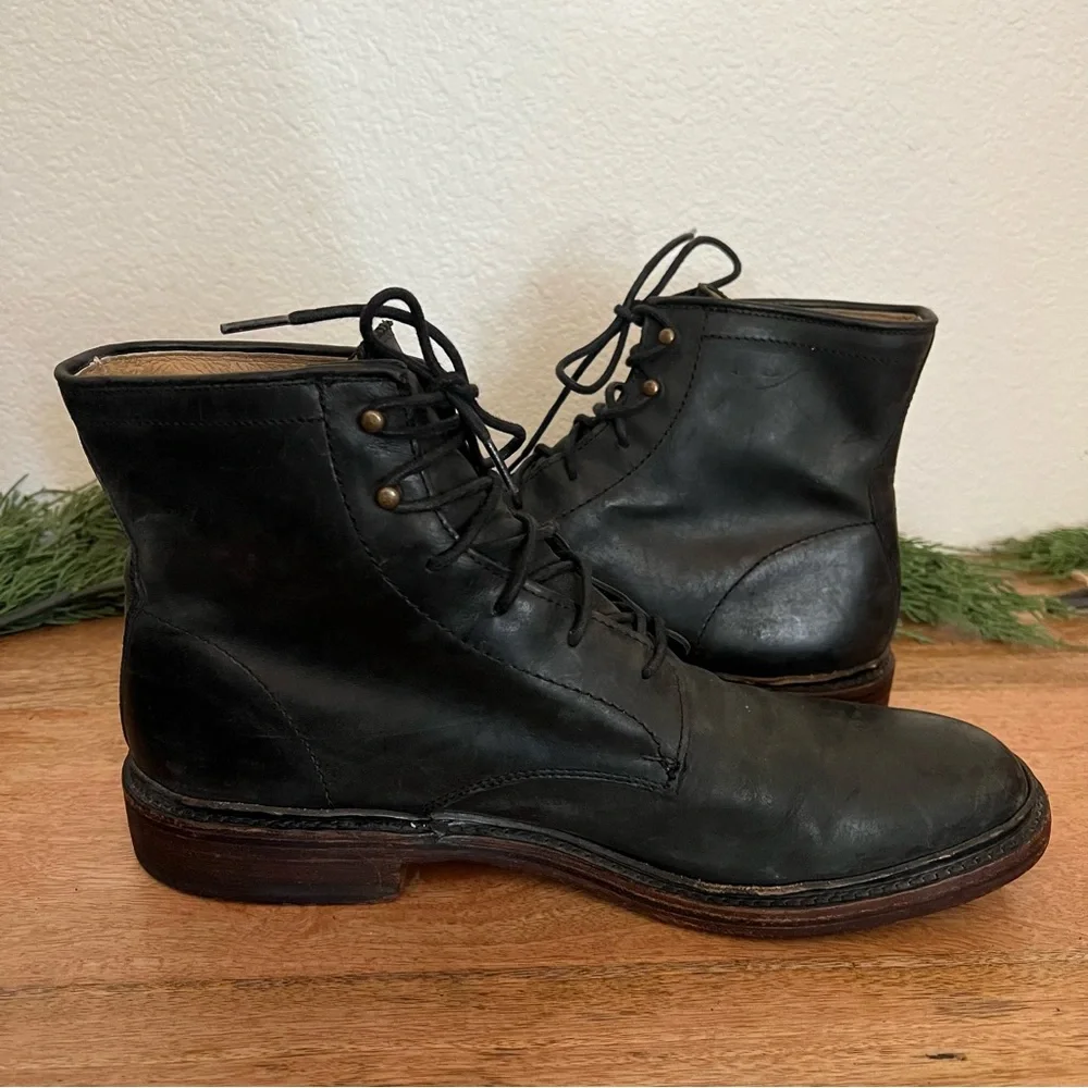 Frye Men’s James Black Leather Lace Up Chukka Boots Size US 10.5 D